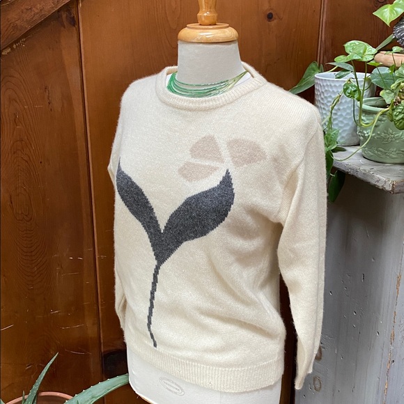 Vintage 80s William Kasper California Flower Cashmere Sweater - Picture 2 of 5